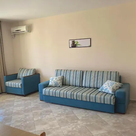 In Apolon * سوزوبول