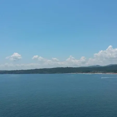 In Apolon سوزوبول