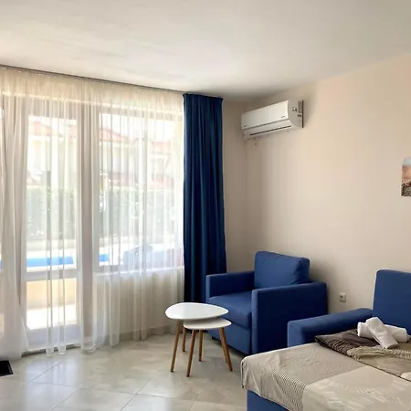 In Apolon سوزوبول