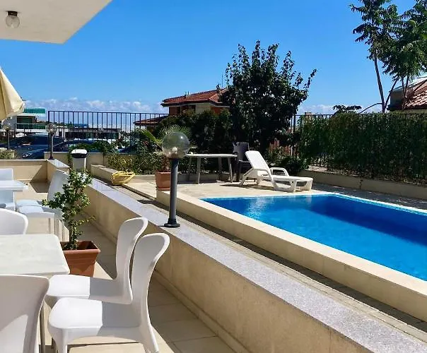 Apartamento In Apolon