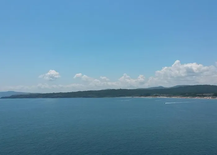 In Apolon Sozopol