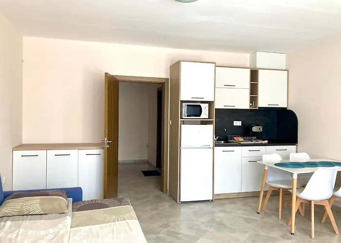 Apartamento In Apolon