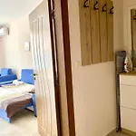 Apartment In Apolon *