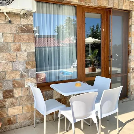 Apartament In Apolon *