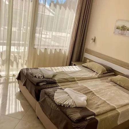 In Apolon Apartament