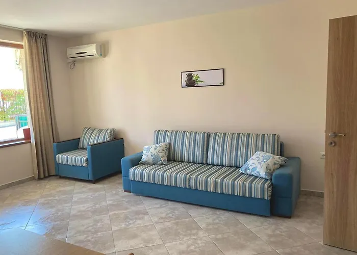 In Apolon * 索佐波尔